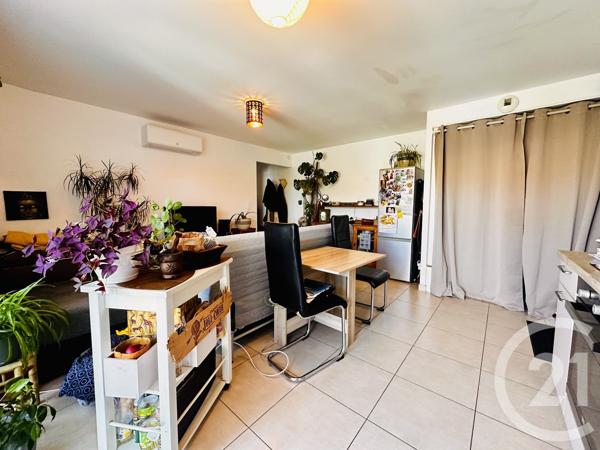 Appartement F2 à vendre  2 pièces - 44,21 m 2   FOURAS  - 17
