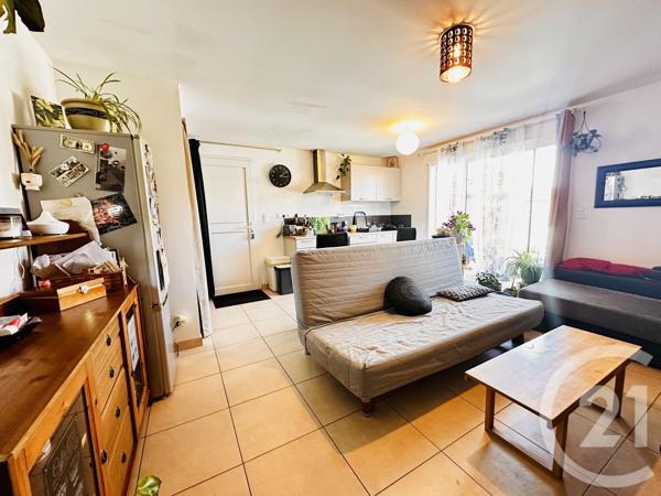Appartement F2 à vendre  2 pièces - 44,21 m 2   FOURAS  - 17