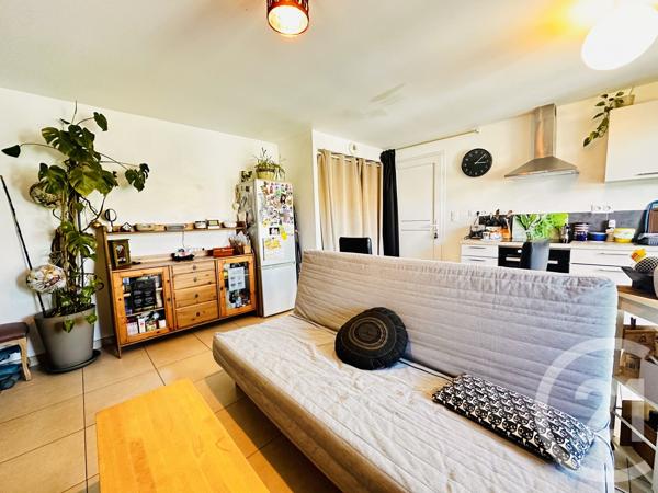 Appartement F2 à vendre  2 pièces - 44,21 m 2   FOURAS  - 17