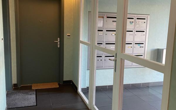 Appartement à vendre    2 pièces • 46,52 m2 Séné