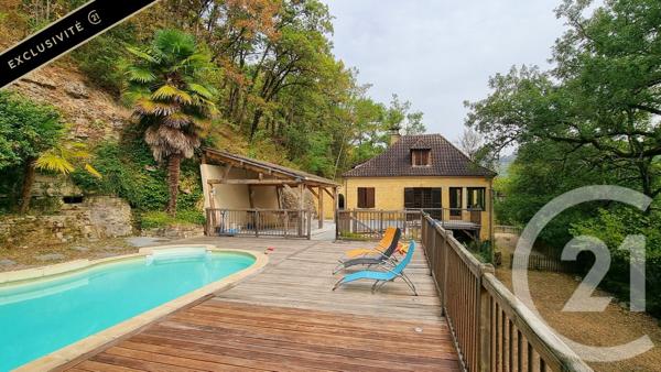 Maison à vendre  6 pièces - 126,33 m 2   SARLAT LA CANEDA  - 24