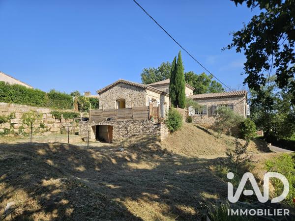Maison à vendre 5 pièces 151 m² Saint-Julien-de-Peyrolas