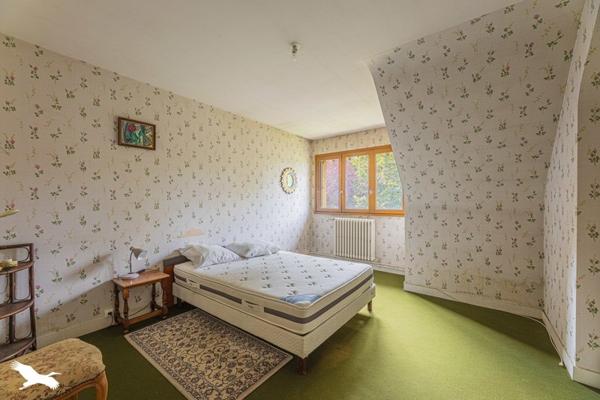 Maison à vendre |                                       Montbazon |                                        9 pièces  |  196,5 m²
