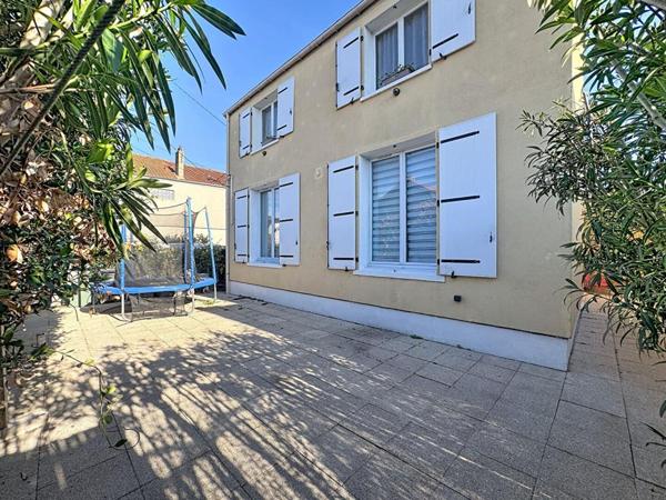 PORT-AVIATION  LE CHARME D'UNE MAISON PRÊTE À VIVRE