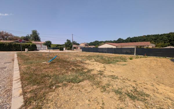 Terrain à vendre