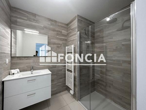 Location Appartement 3 pièces 64.2 m² - 36 rue des chandiots Clermont-ferrand 63000