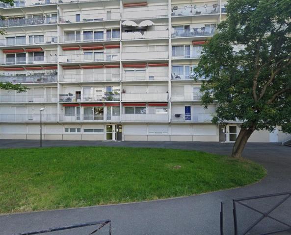Appartement T3 de 70M2 au 4eme étage