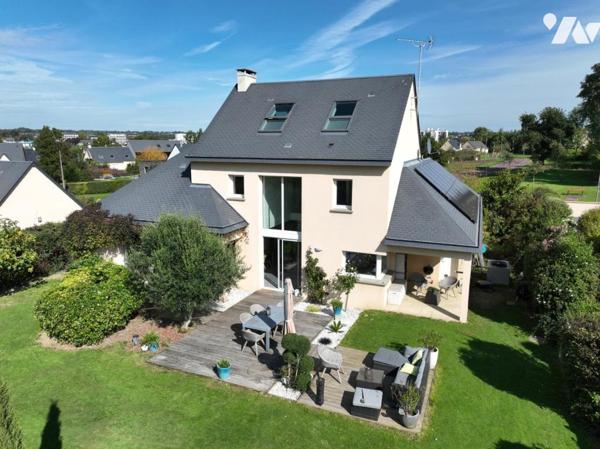 Maison familiale de 6 chambres - 2008 - Equipements modernes - Jardin clos - Garage double