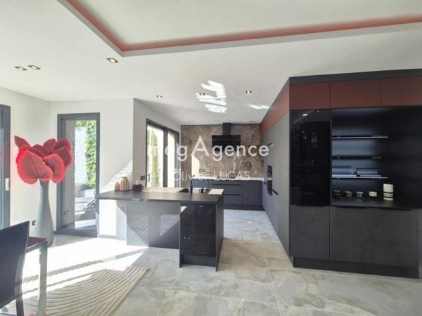 Maison à Le Havre, 76620 - 7 pièces 206m²