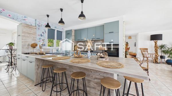 MAISON FAMILIALE DE PLAIN PIED DE154 m² - 3 CHAMBRES GARAGE JARDIN