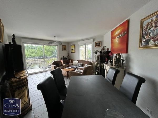 Appartement à vendre 3 pièces 74.81m² Laval (53000)