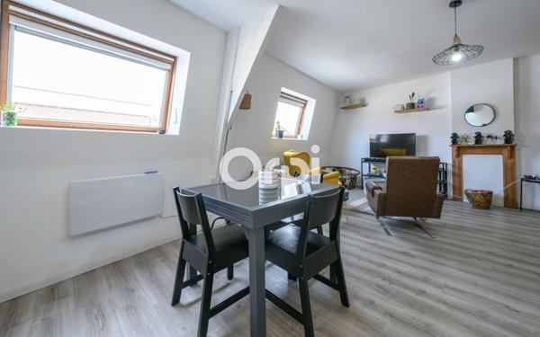 Immeuble à vendre    8 pièces •  Merville