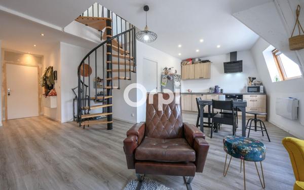 Immeuble à vendre    8 pièces •  Merville