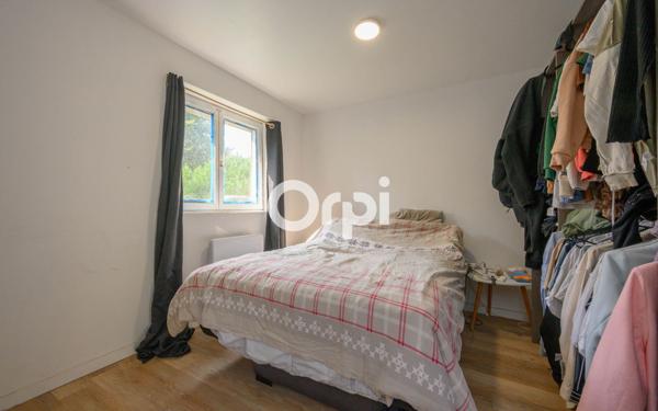 Immeuble à vendre    8 pièces •  Merville