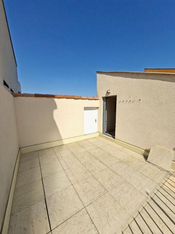 Duplex T4 + ascenseur + terrasse privative ? Dernier étage à Aix-en-Provence ? Offre limitée, rare sur le marché