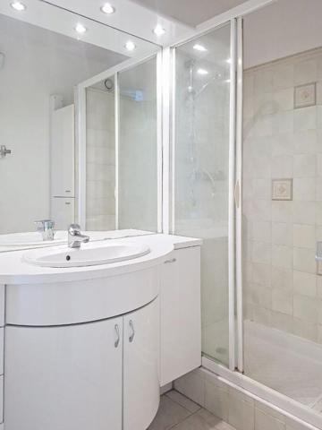 Duplex T4 + ascenseur + terrasse privative ? Dernier étage à Aix-en-Provence ? Offre limitée, rare sur le marché