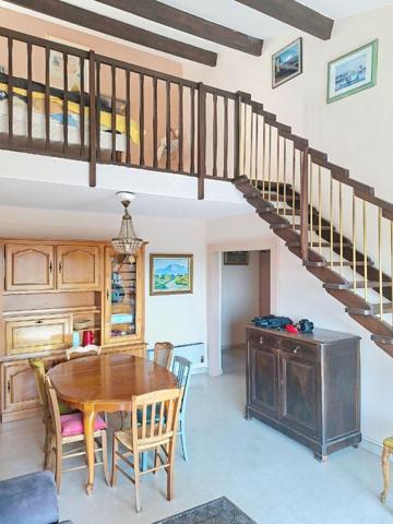 Duplex T4 + ascenseur + terrasse privative ? Dernier étage à Aix-en-Provence ? Offre limitée, rare sur le marché