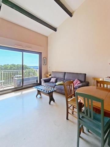 Duplex T4 + ascenseur + terrasse privative ? Dernier étage à Aix-en-Provence ? Offre limitée, rare sur le marché