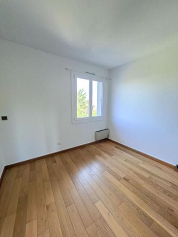 Duplex T4 + ascenseur + terrasse privative ? Dernier étage à Aix-en-Provence ? Offre limitée, rare sur le marché