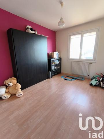 Maison 4 pièces de 97 m² à Pouzauges (85700)