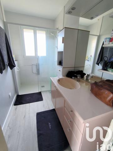 Maison 4 pièces de 97 m² à Pouzauges (85700)