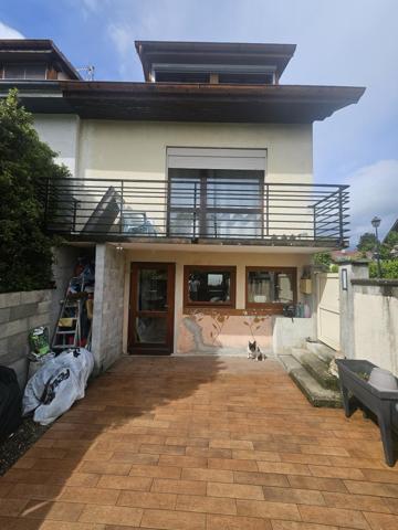Maison de village mitoyenne