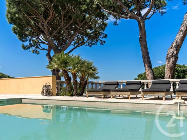 Maison à vendre  8 pièces - 220 m 2   STE MAXIME  - 83
