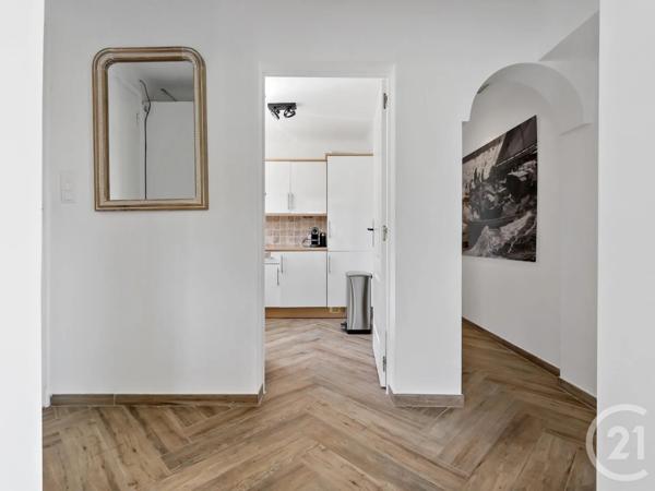 Maison à vendre  8 pièces - 220 m 2   STE MAXIME  - 83