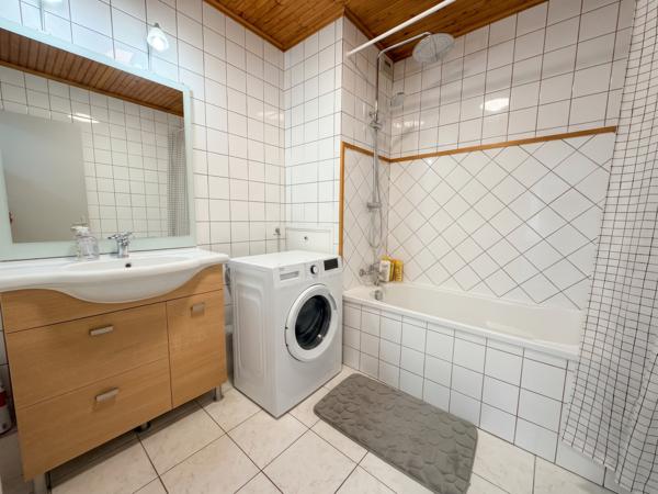 GRAND T2 EN DERNIER ETAGE AVEC ASCENSEUR - Quartier du Pargo