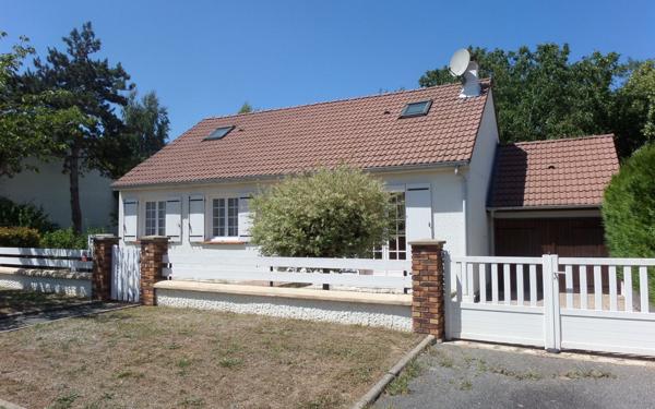 Maison à vendre    5 pièces •  Saint-Pierre-lès-Nemours