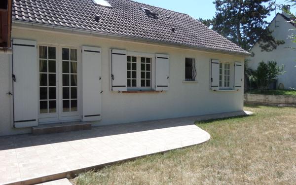 Maison à vendre    5 pièces •  Saint-Pierre-lès-Nemours