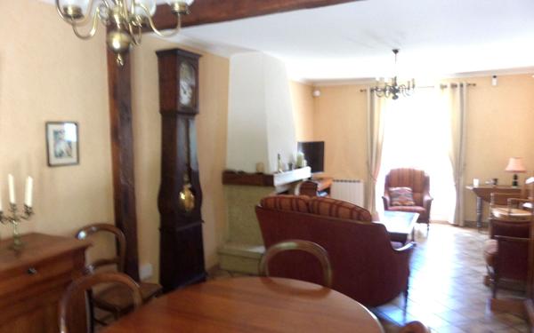 Maison à vendre    5 pièces •  Saint-Pierre-lès-Nemours