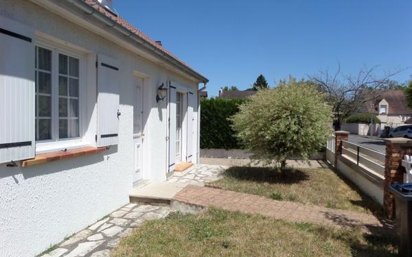 Maison à vendre    5 pièces •  Saint-Pierre-lès-Nemours