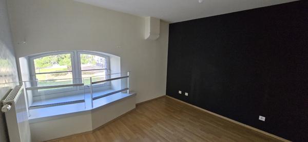 Appartement
                                                                                                                                                                                                                                                                                                                        3 pièce(s)                                                                                                                                                                                                          2 chambre(s)                                                                                                                                                                                                          78  m²