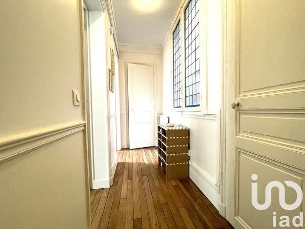 Appartement 2 pièces de 44 m² à Paris (75018)