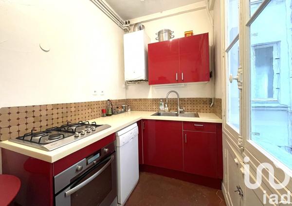 Appartement 2 pièces de 44 m² à Paris (75018)