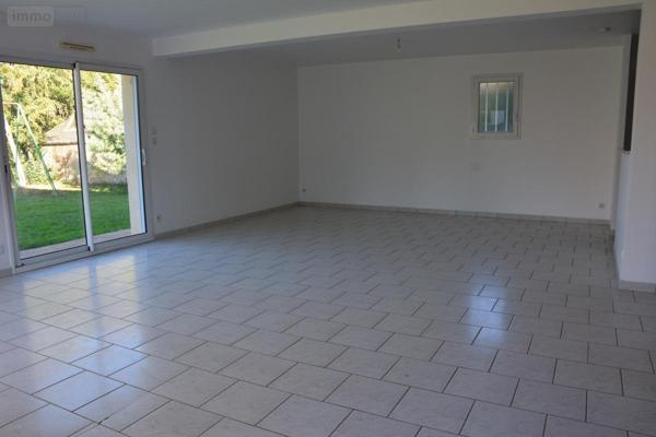 Maison à vendre à Val-du-Maine en Mayenne (53340), ref : 53039-399