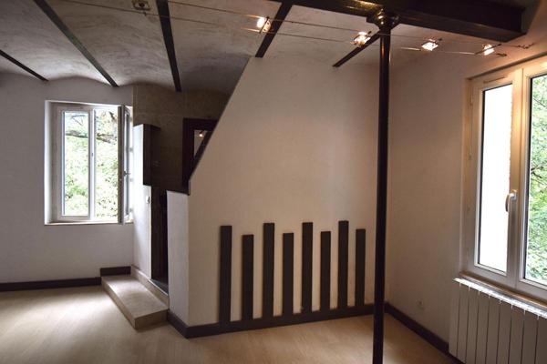 82100, Castelsarrasin, Maison / Moulin restauré  7 pièces et 4 chambres et combles emménageables  avec bras de rivière entièrement privatif