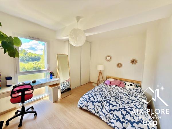 🌄 Appartement contemporain avec terrasse et vue montagne – Saint-Jeoire-Prieuré