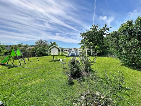 Maison familiale de 195 M², 4 CHAMBRES,GARAGE, JARDIN,