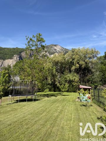 Maison à vendre 5 pièces 124 m² Le Bourg-d'Oisans