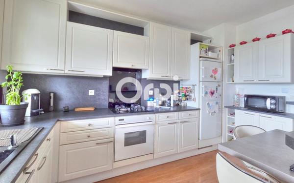 Appartement à vendre    2 pièces • 61,02 m2 Meyzieu