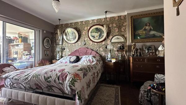 APPARTEMENT DERNIER ÉTAGE AVEC TERRASSE PISCINE