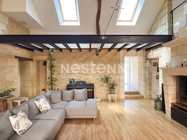 A LOUER Maison ancienne de 7 pièces à Terranjou, 267 m² sur terrain de 1479 m²