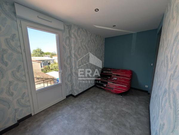 Maison à vendre spacieuse 8 pièces à Montpon-Ménestérol 