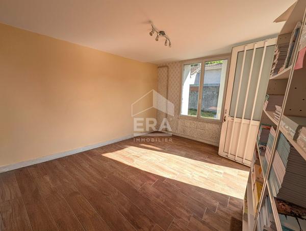 Maison à vendre spacieuse 8 pièces à Montpon-Ménestérol 