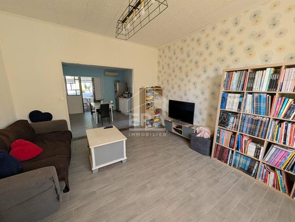 Maison à vendre spacieuse 8 pièces à Montpon-Ménestérol 