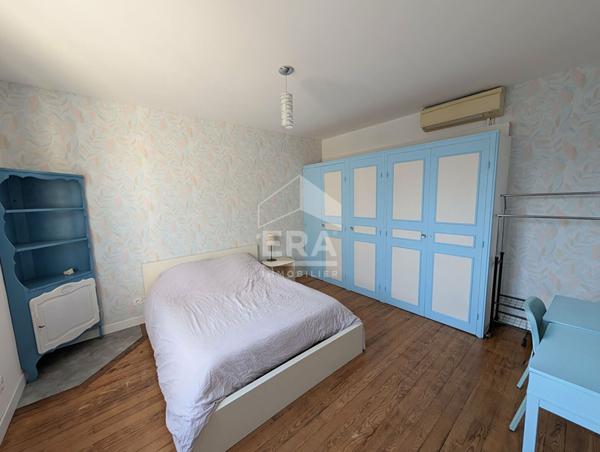 Maison à vendre spacieuse 8 pièces à Montpon-Ménestérol 