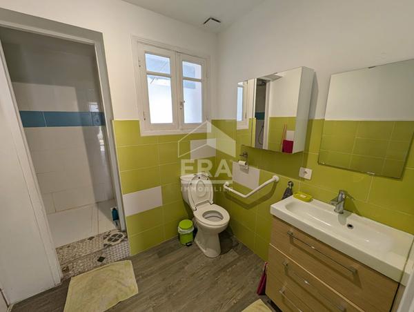 Maison à vendre spacieuse 8 pièces à Montpon-Ménestérol 
