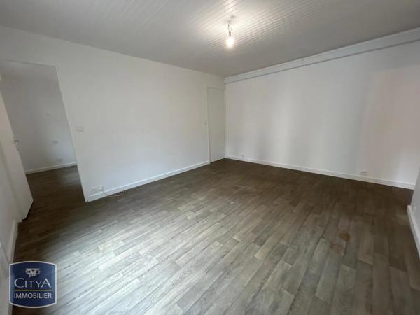 Appartement à louer 2 pièces 42.39m² Dax (40100)